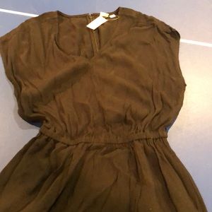 Gap short sleeve romper